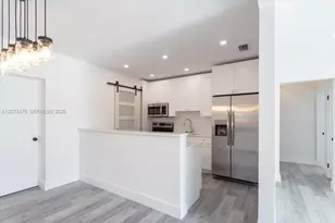 449 E 10th St, Hialeah, FL 33010 - Photo 10