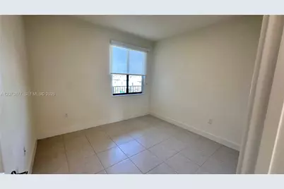 8001 NW 41st St #308, Doral, FL 33166 - Photo 10