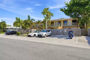2716 NE 30th Pl, Fort Lauderdale, FL 33306 - Photo 4