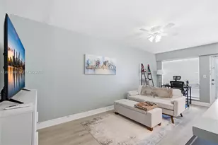 2716 NE 30th Pl, Fort Lauderdale, FL 33306 - Photo 10