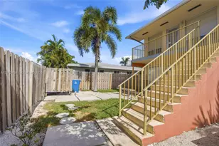 2716 NE 30th Pl, Fort Lauderdale, FL 33306 - Photo 8