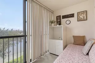 13701 SW 12th St, Pembroke Pines, FL 33027 - Photo 16