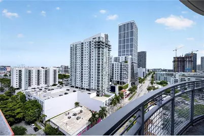 350 NE 24th St #1405, Miami, FL 33137 - Photo 14