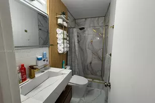 3001 NW 106th St, Miami, FL 33147 - Photo 12