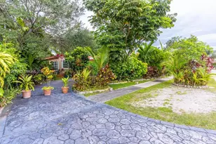12920 NE 3rd Ave, North Miami, FL 33161 - Photo 14