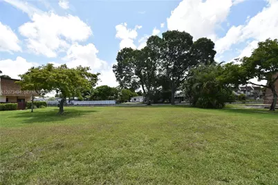 134 San Remo Blvd, North Lauderdale, FL 33068 - Photo 10
