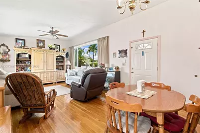 3240 SW 84th Ave, Miami, FL 33155 - Photo 14