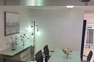 6450 Collins Ave, Miami Beach, FL 33141 - Photo 40