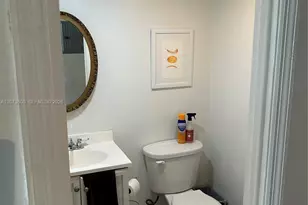 6450 Collins Ave, Miami Beach, FL 33141 - Photo 22