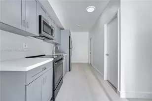 769 NW 10th St, Miami, FL 33136 - Photo 2