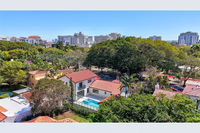 519 Alhambra Cir, Coral Gables, FL 33134 - Photo 18