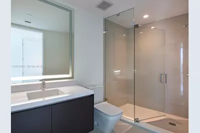 851 NE 1st Ave #PH5011, Miami, FL 33132 - Photo 34