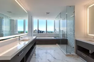 851 NE 1st Ave, Miami, FL 33132 - Photo 4