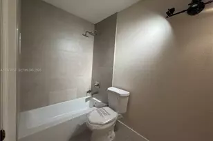8964 W Flagler St, Miami, FL 33174 - Photo 16