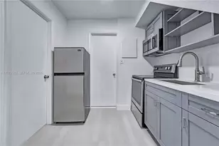 769 NW 10th St, Miami, FL 33136 - Photo 1