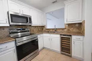 15761 SW 137th Ave, Miami, FL 33177 - Photo 2