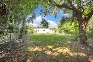 657 Ahmad St, Opa-Locka, FL 33054 - Photo 16