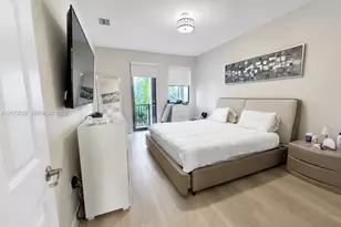 5930 NW 104th Path, Doral, FL 33178 - Photo 10