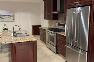 612 Hibiscus Dr, Hallandale Beach, FL 33009 - Photo 22