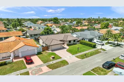 6302 NW 201st Ter, Hialeah, FL 33015 - Photo 54