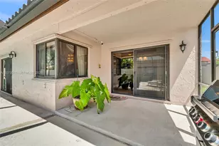 6302 NW 201st Terrace, Hialeah, FL 33015 - Photo 16
