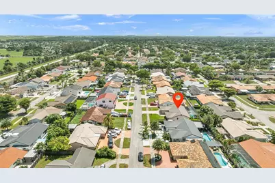 6302 NW 201st Ter, Hialeah, FL 33015 - Photo 56