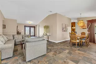 6302 NW 201st Terrace, Hialeah, FL 33015 - Photo 12
