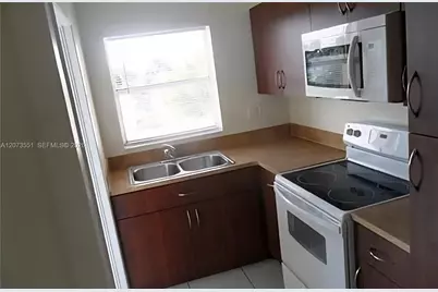 1425 Arthur St #414B, Hollywood, FL 33020 - Photo 8