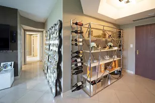 7000 Island Blvd, Aventura, FL 33160 - Photo 18