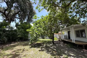 120 SW 59th Ave, Miami, FL 33144 - Photo 10