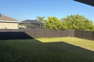 604 Wilmington, Cape Coral, FL 33993 - Photo 14