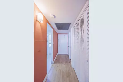 2300 Park Ln #203, Hollywood, FL 33021 - Photo 4