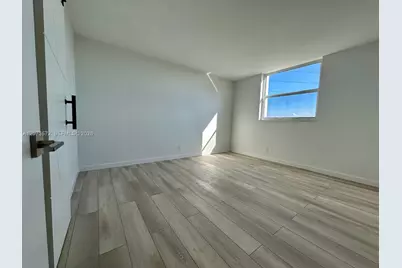 441 SE 3rd St #501, Dania Beach, FL 33004 - Photo 6