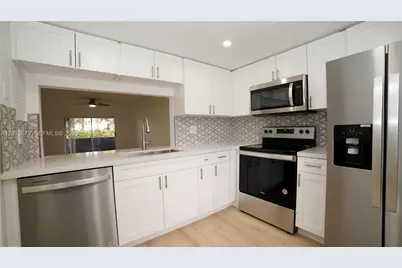 4291 NW 9th Ave #101, Deerfield Beach, FL 33064 - Photo 2