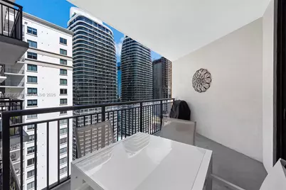 999 SW 1st Ave #3001, Miami, FL 33130 - Photo 2