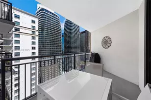 999 SW 1st Ave, Miami, FL 33130 - Photo 2