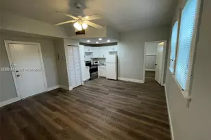 536 14th St, Miami Beach, FL 33139 - Photo 10