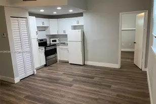 536 14th St, Miami Beach, FL 33139 - Photo 4