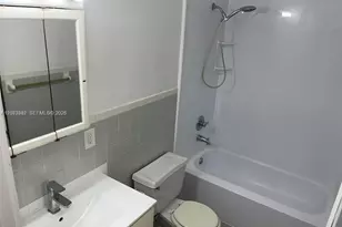 536 14th St, Miami Beach, FL 33139 - Photo 22