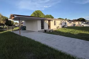 19211 NW 52nd Ave, Miami Gardens, FL 33055 - Photo 2