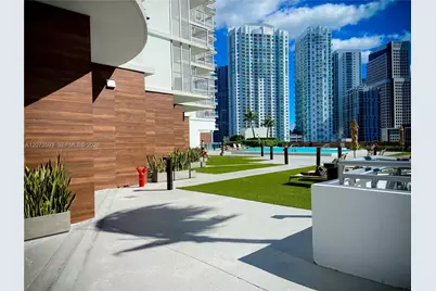 350 S Miami Ave #2215, Miami, FL 33130 - Photo 28