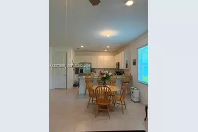 556 SE Mulberry Way, Port Saint Lucie, FL 34984 - Photo 4