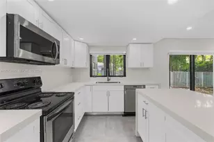 345 Sarto Ave, Coral Gables, FL 33134 - Photo 14