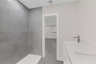345 Sarto Ave, Coral Gables, FL 33134 - Photo 30