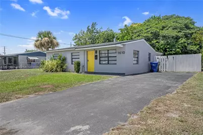 1610 S 24th Ct, Hollywood, FL 33020 - Photo 2