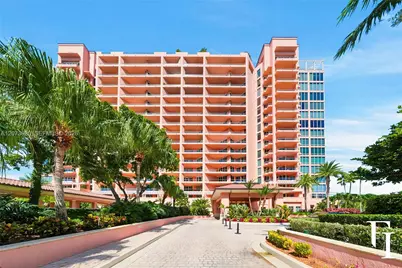 60 Edgewater Dr #East, Coral Gables, FL 33133 - Photo 20