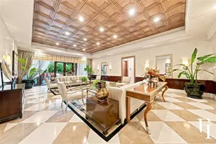 60 Edgewater Dr, Coral Gables, FL 33133 - Photo 22