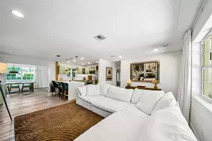 10627 NE 11th Ave, Miami Shores, FL 33138 - Photo 2