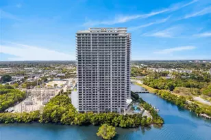 16385 Biscayne Blvd, North Miami Beach, FL 33160 - Photo 26
