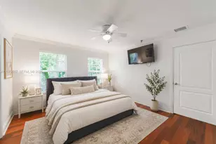 530 NW 31st Ave, Miami, FL 33125 - Photo 10